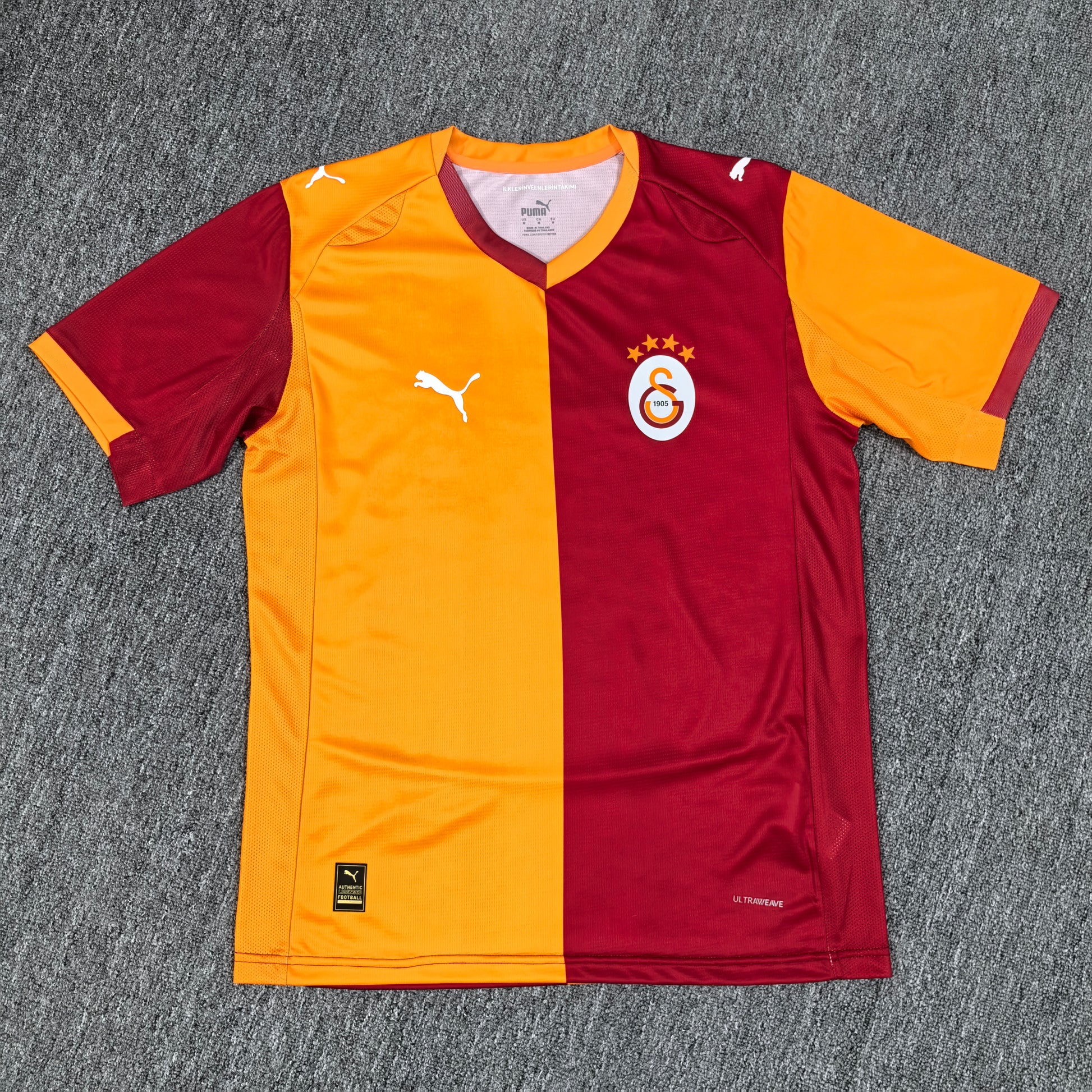 Galatasaray Heimtrikot 2025/2026