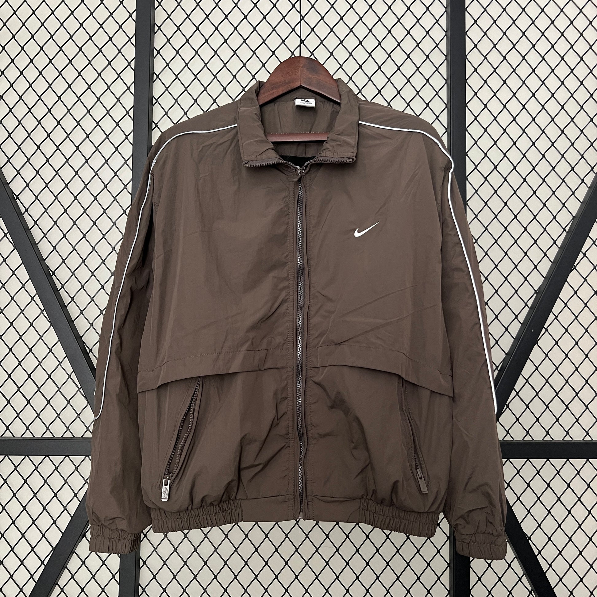 Nike Windbreaker Retro-Style Jacke Hazel