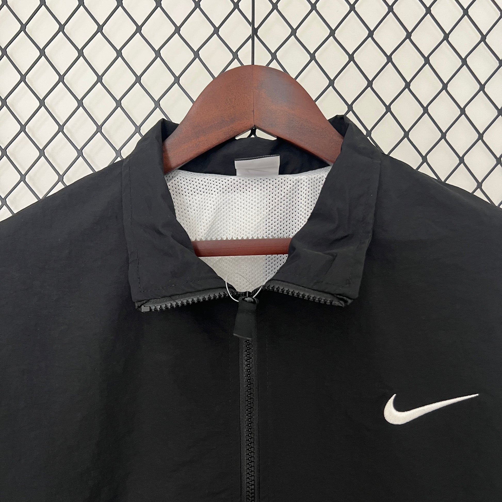 Nike Windbreaker Jacke Schwarz 2024 Version