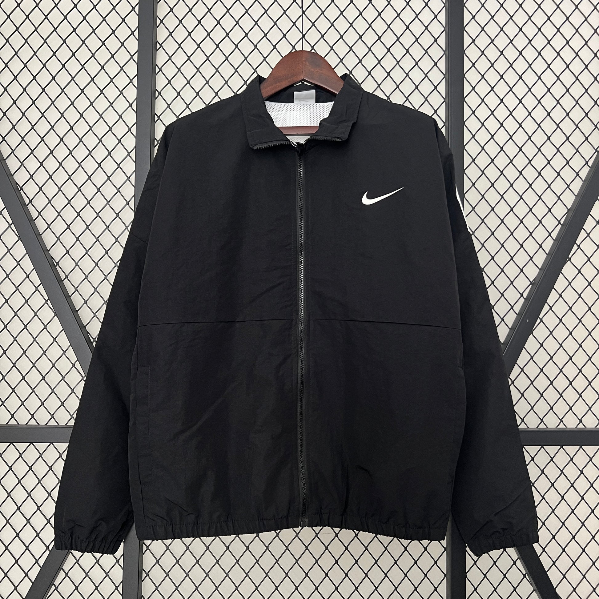 Nike Windbreaker Jacke Schwarz 2024 Version