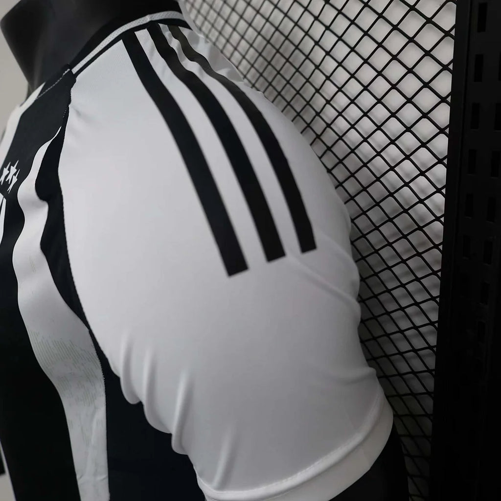 Juventus home jersey 2024/2025