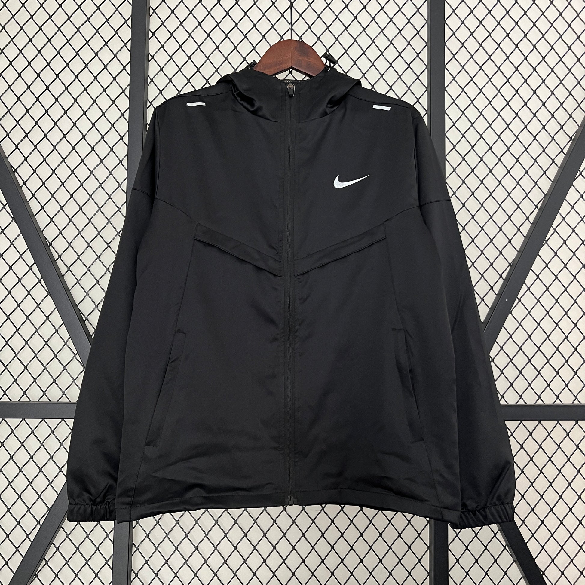 Nike Windbreaker Jacke Schwarz