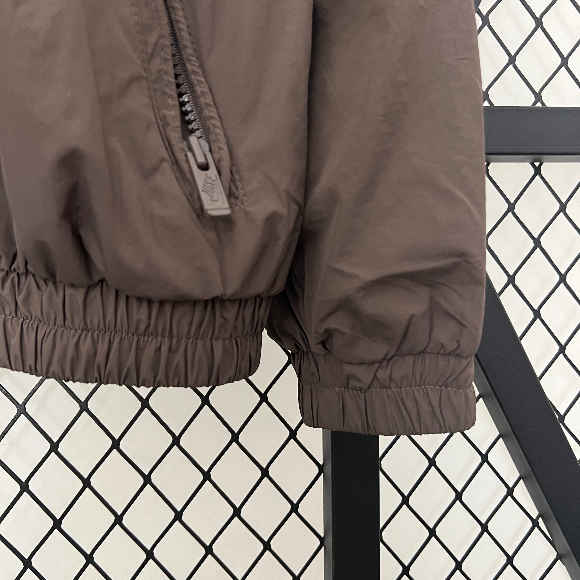 Nike Windbreaker Retro-Style Jacke Hazel