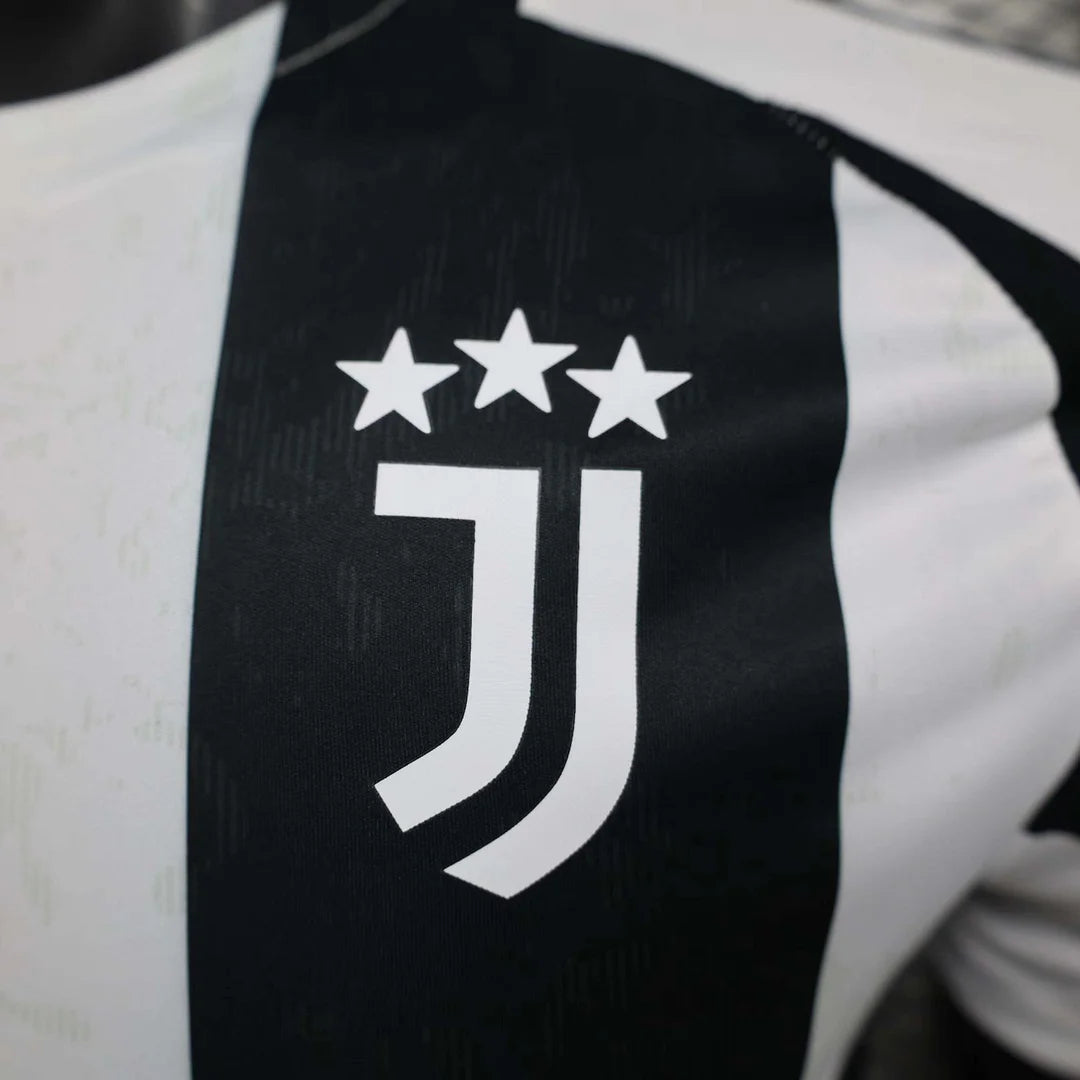 Juventus home jersey 2024/2025