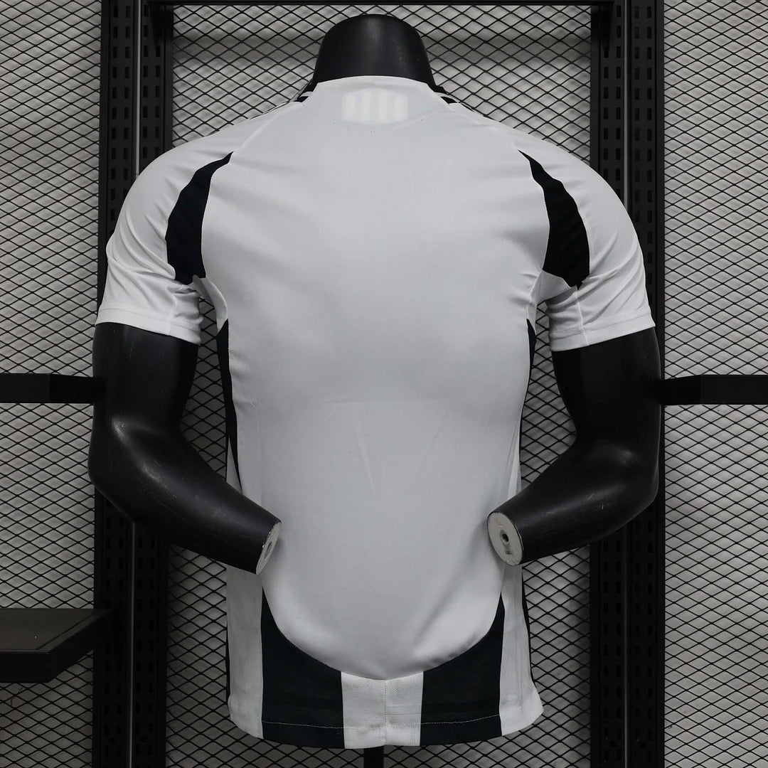 Juventus home jersey 2024/2025