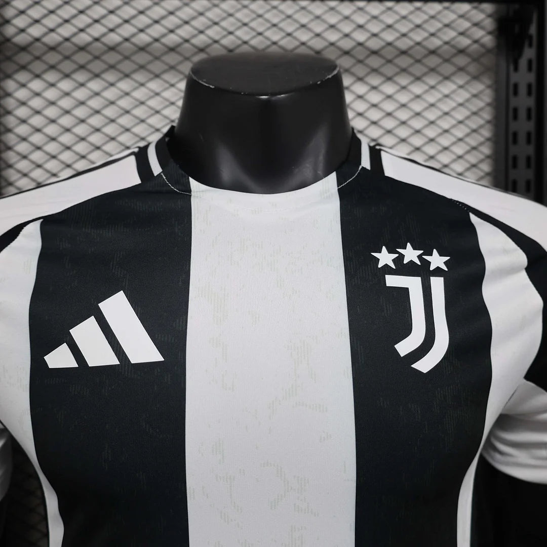 Juventus home jersey 2024/2025