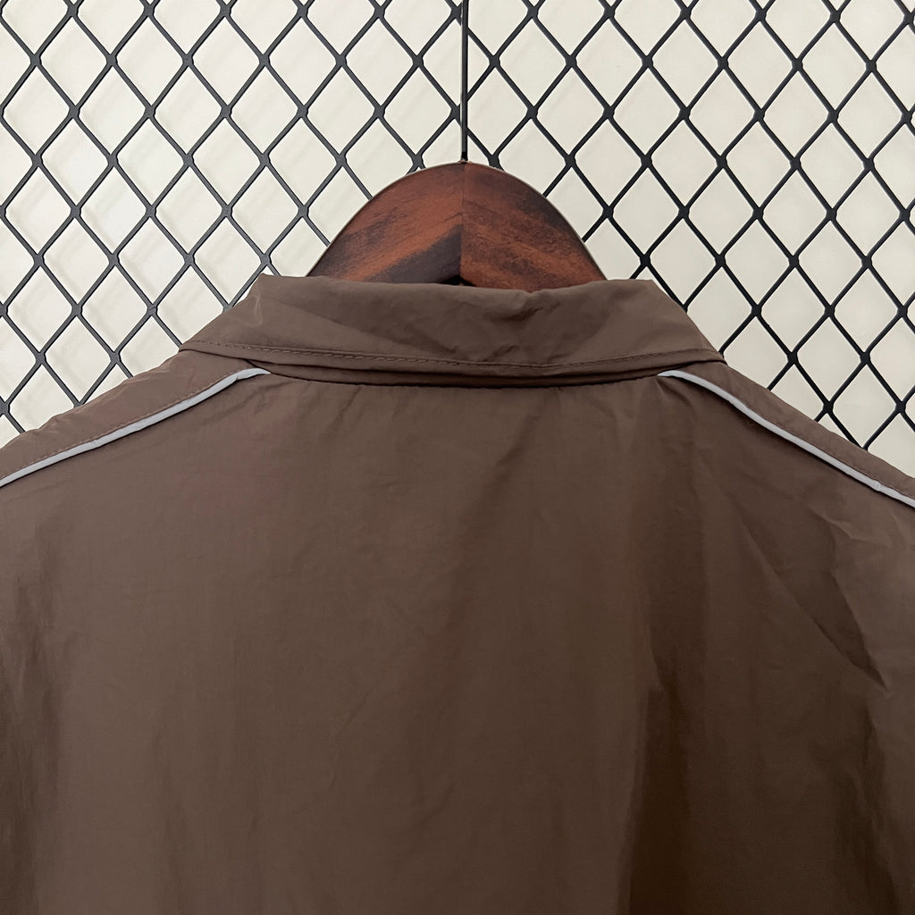 Nike Windbreaker Retro-Style Jacke Hazel