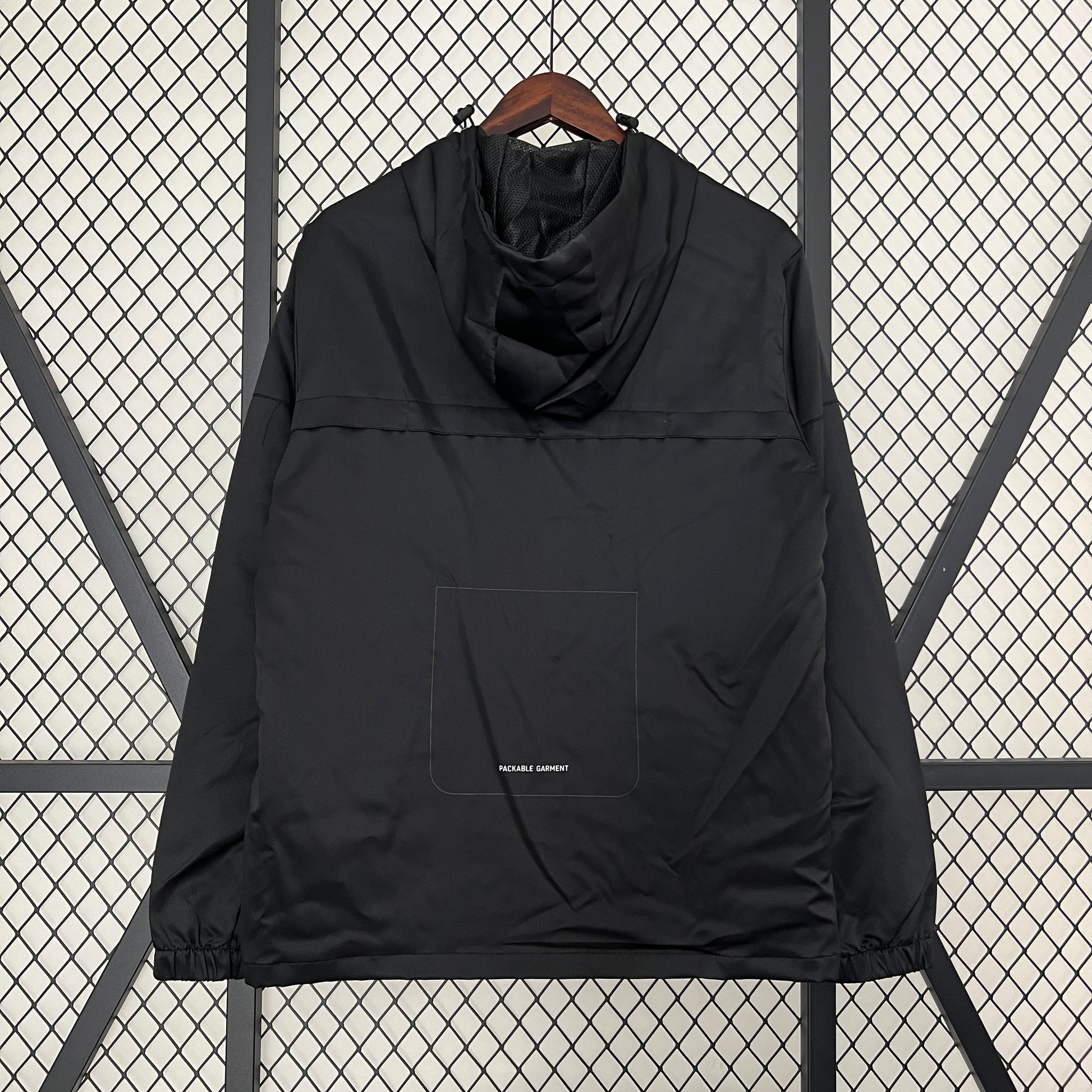 Nike Windbreaker Jacke Schwarz