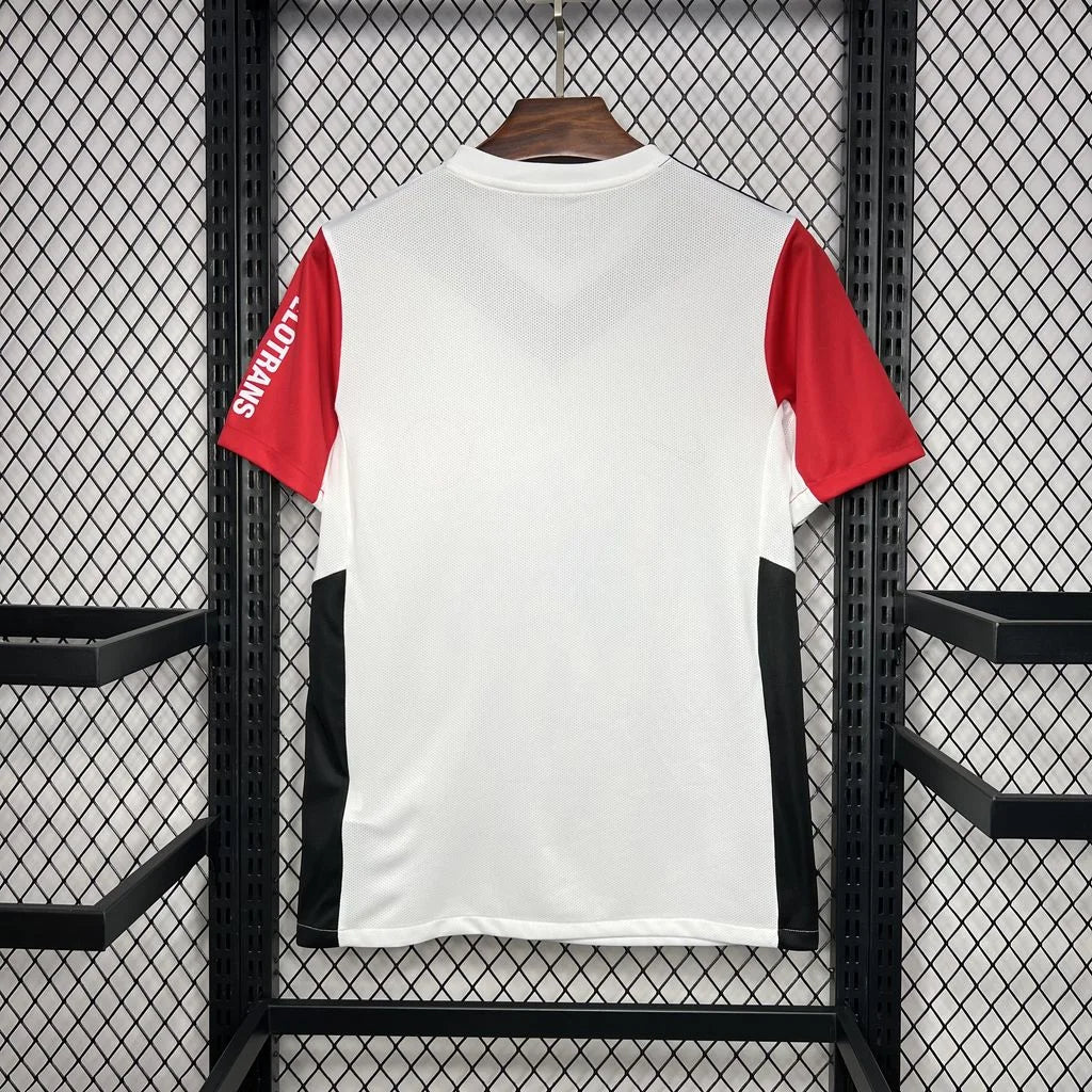 Eintracht Frankfurt home jersey 2024/2025