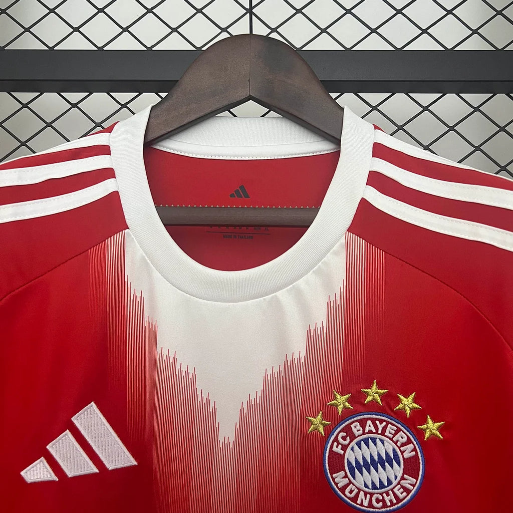 Bayern Munich home jersey 2025/2026
