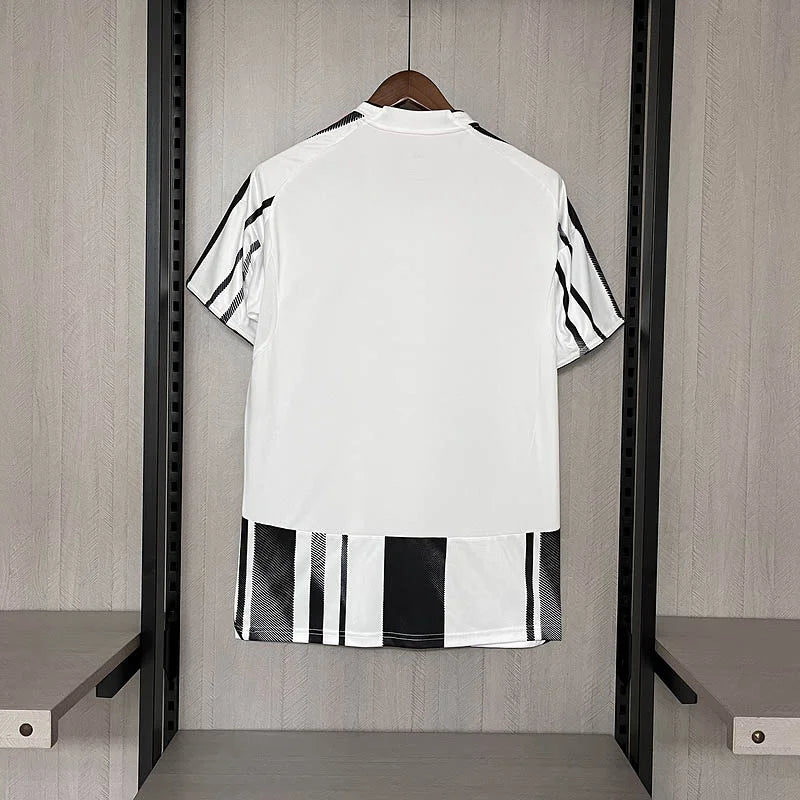 Juventus home jersey 2025/2026