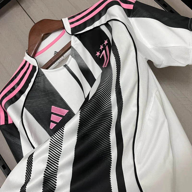 Juventus home jersey 2025/2026