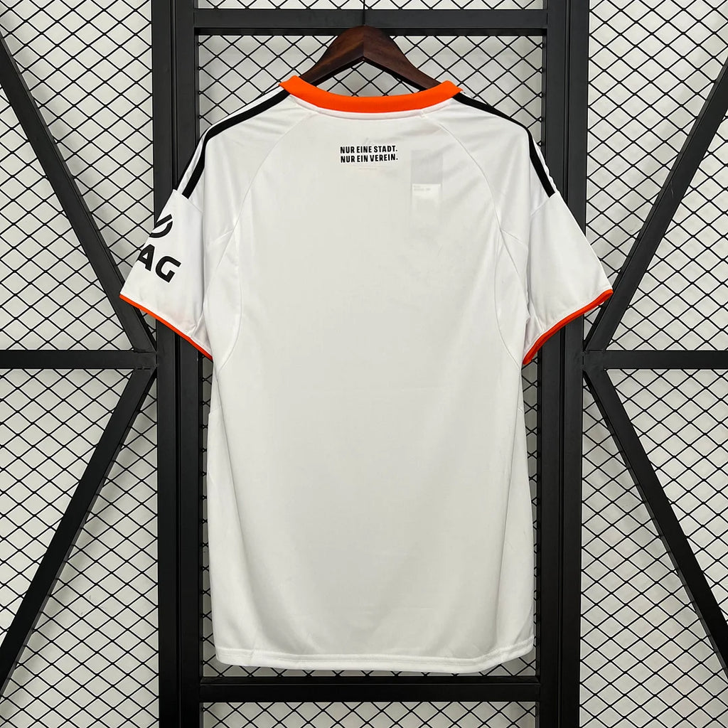Eintracht Frankfurt Auswärtstrikot 2025/2026