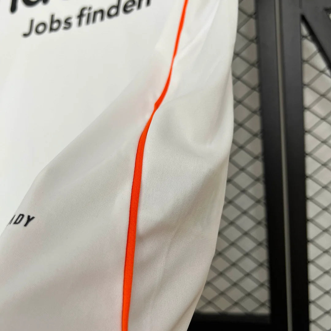 Eintracht Frankfurt Auswärtstrikot 2025/2026